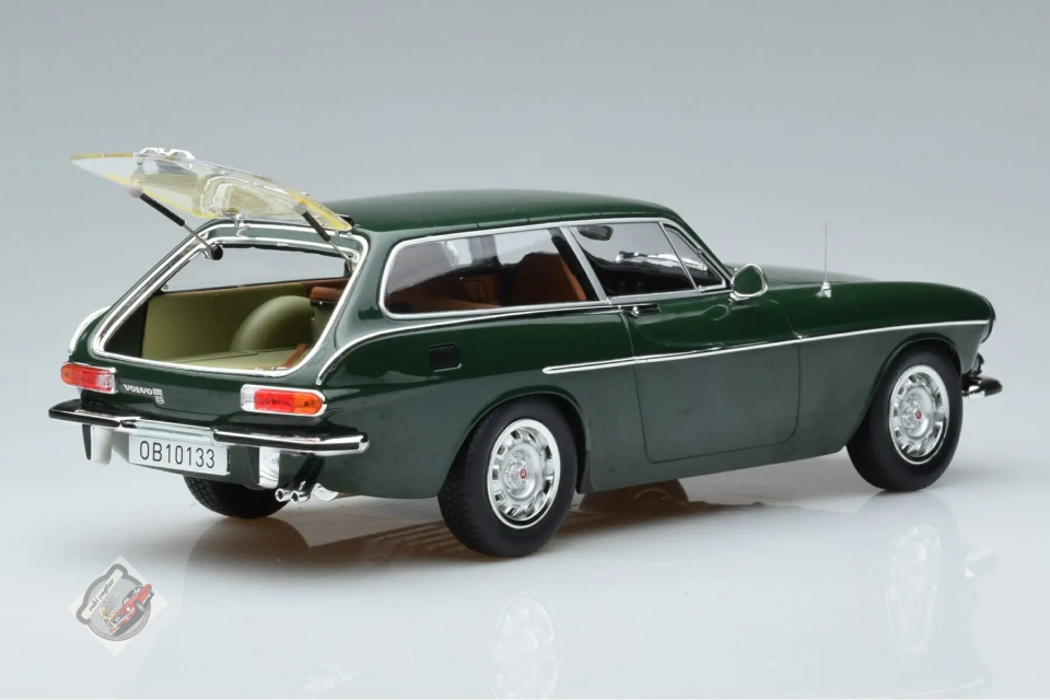 1:18 Norev 1973 Volvo 1800 ES Cypres Green