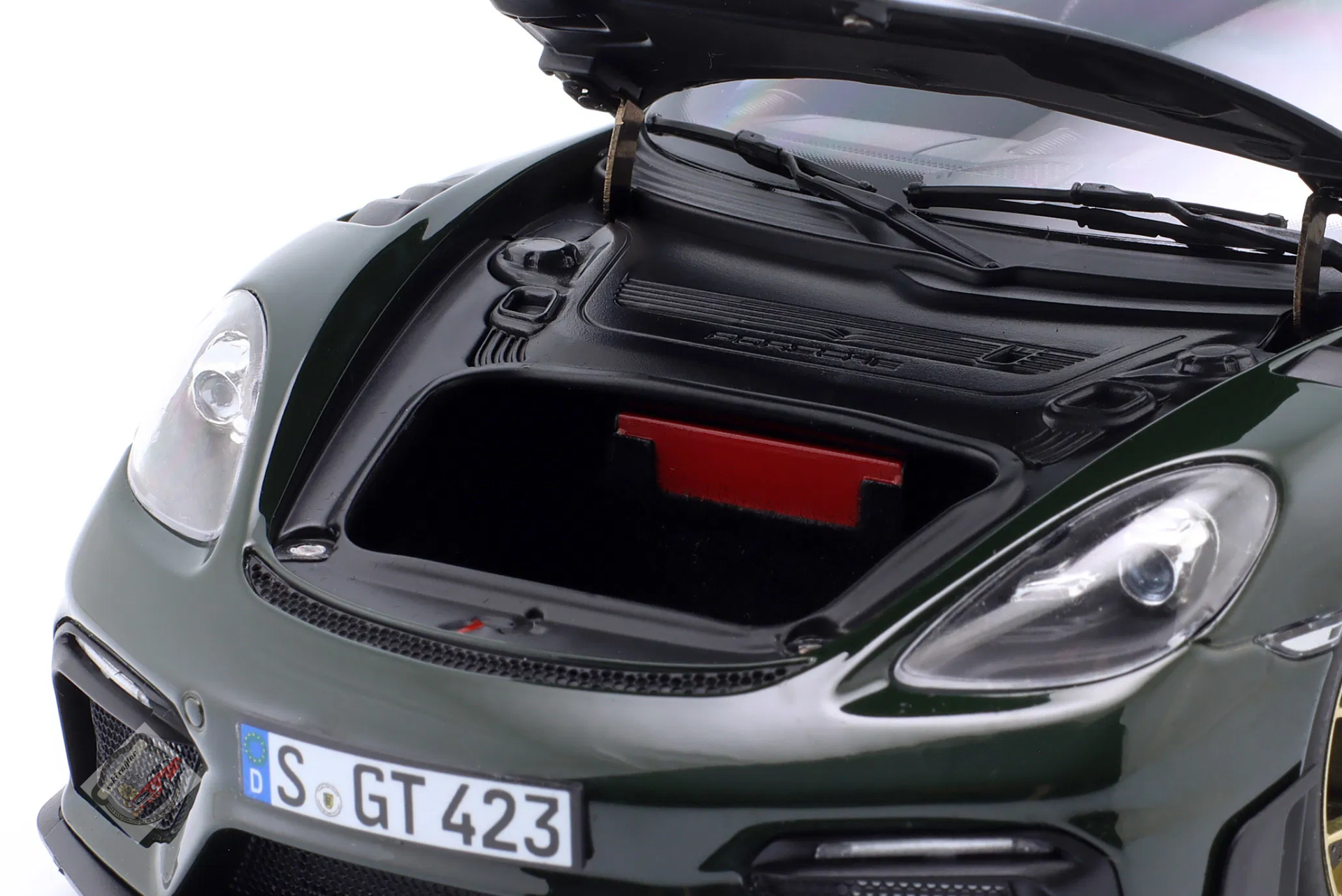 1:18 Norev 2023 Porsche Cayman GT4 RS  Weissachpackage Dark Brewster Green