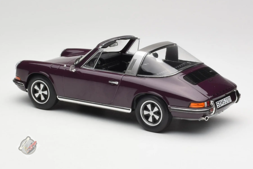 1:18 Norev 1971 Porsche 911 E Targa Purple