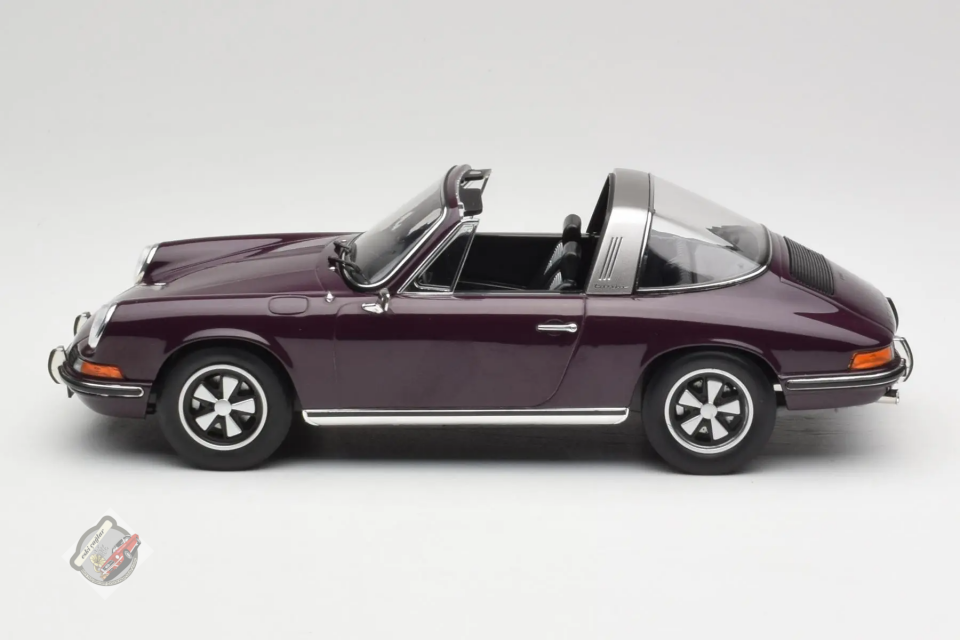 1:18 Norev 1971 Porsche 911 E Targa Purple
