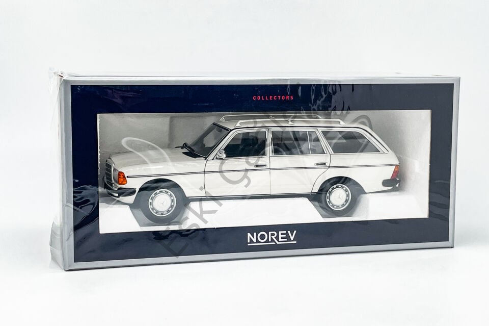 1:18 Norev 982 Mercedes Benz S123 - W123 T Model White
