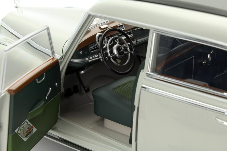 1.18 Norev Mercedes Benz 300 Limousine (W186) 1955 Grey Beige