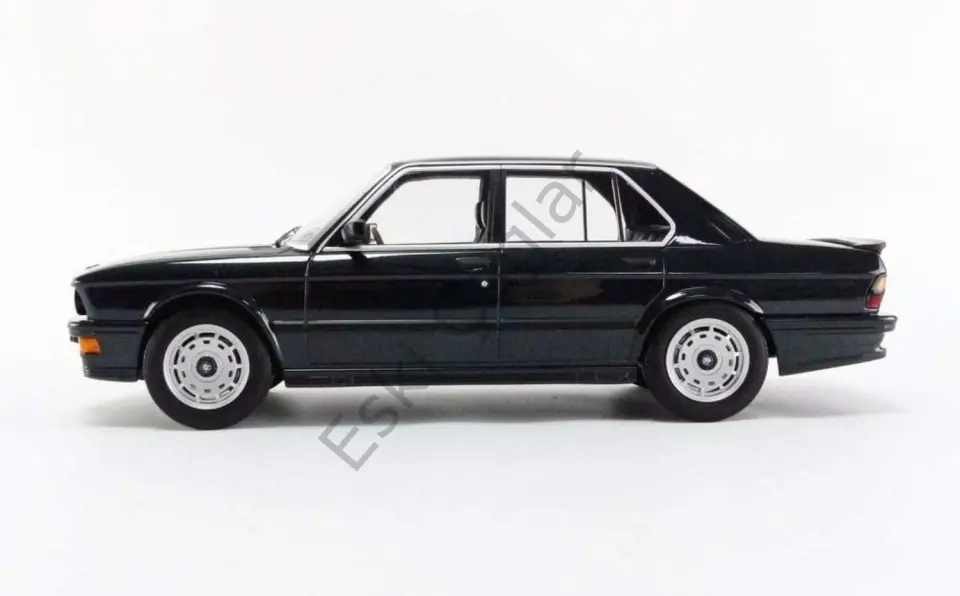 1:18 Norev 1986 BMW M535i Black Metallic