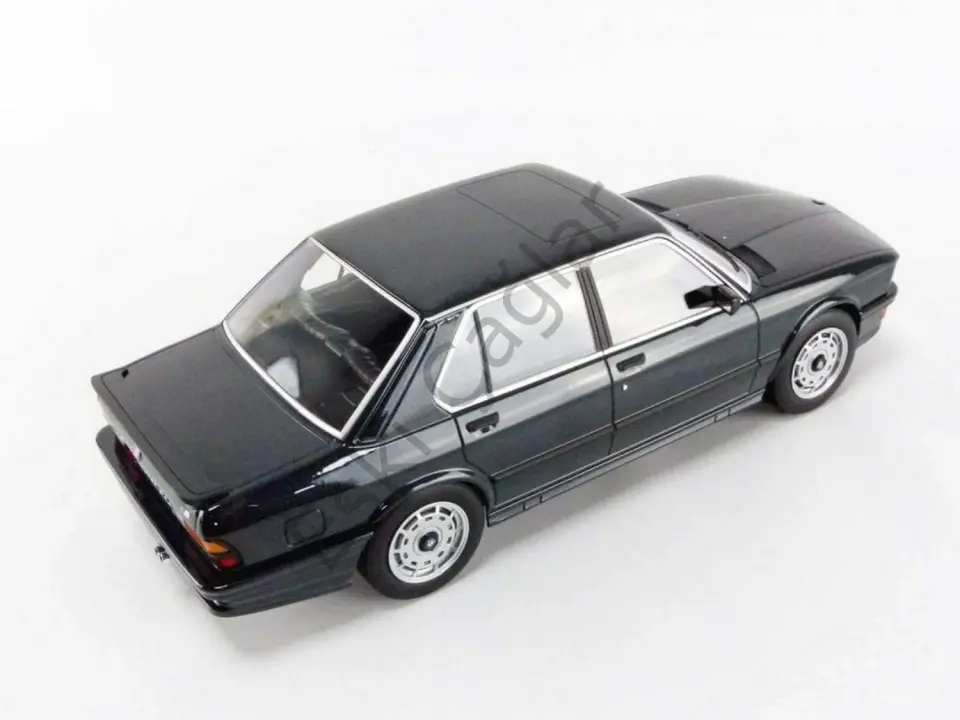 1:18 Norev 1986 BMW M535i Black Metallic