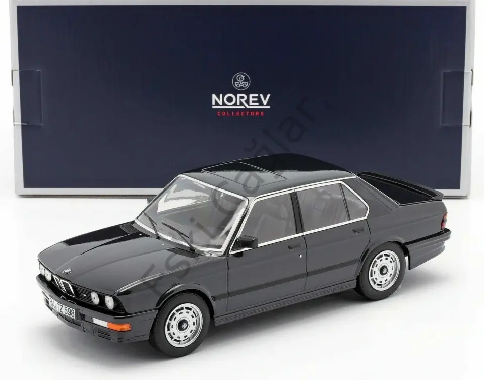 1:18 Norev 1986 BMW M535i Black Metallic