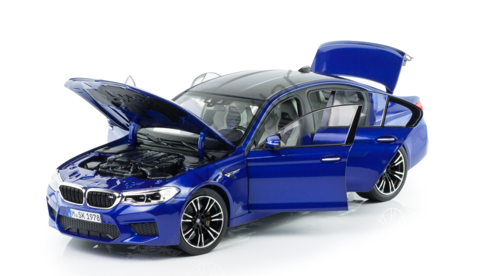 1:18 Norev 2018 BMW M5 F90 V8 Biturbo Blue Met Black
