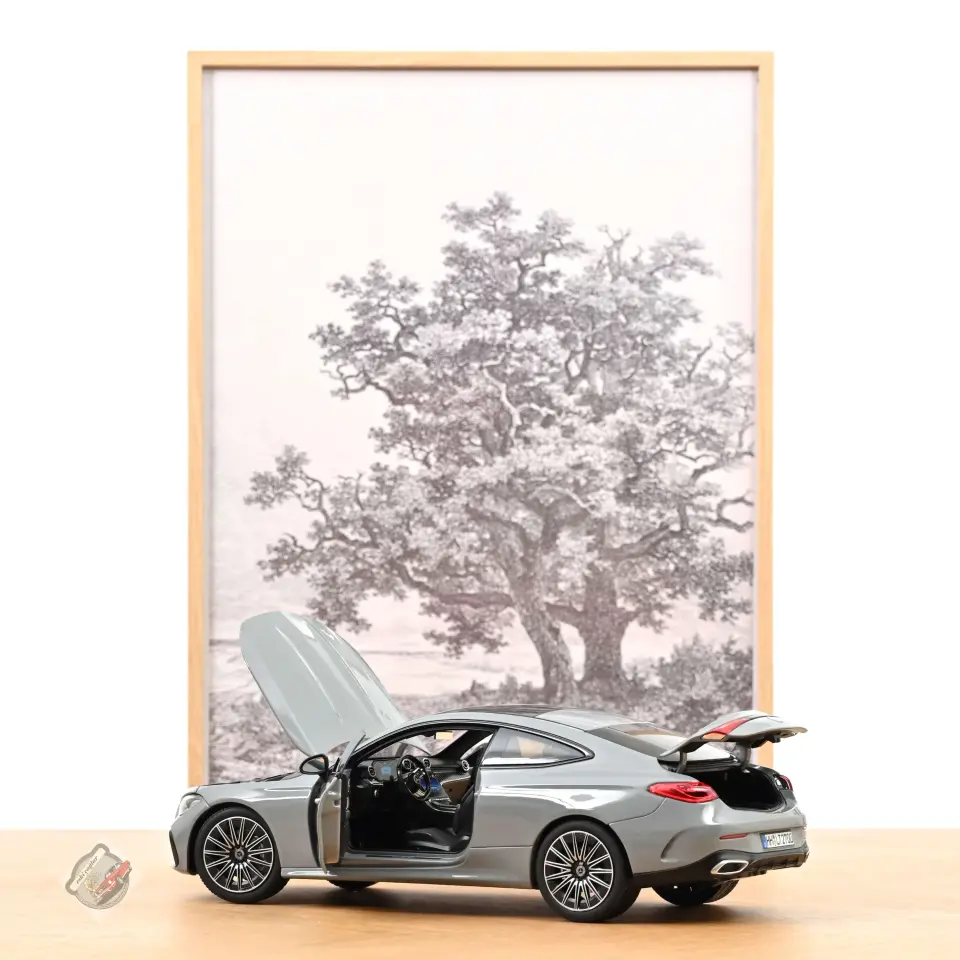 1:18 Norev Mercedes-Benz CLE Coupé 2024 Alpine Grey