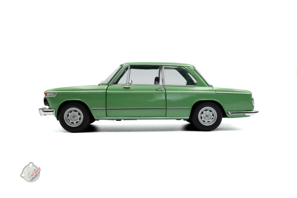 1:18 Solido BMW 1602 Taiga 1971 Green