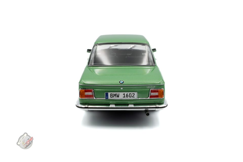 1:18 Solido BMW 1602 Taiga 1971 Green
