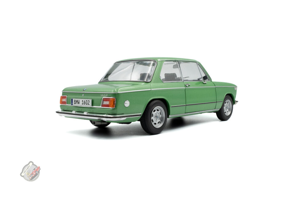 1:18 Solido BMW 1602 Taiga 1971 Green