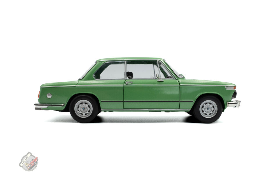 1:18 Solido BMW 1602 Taiga 1971 Green