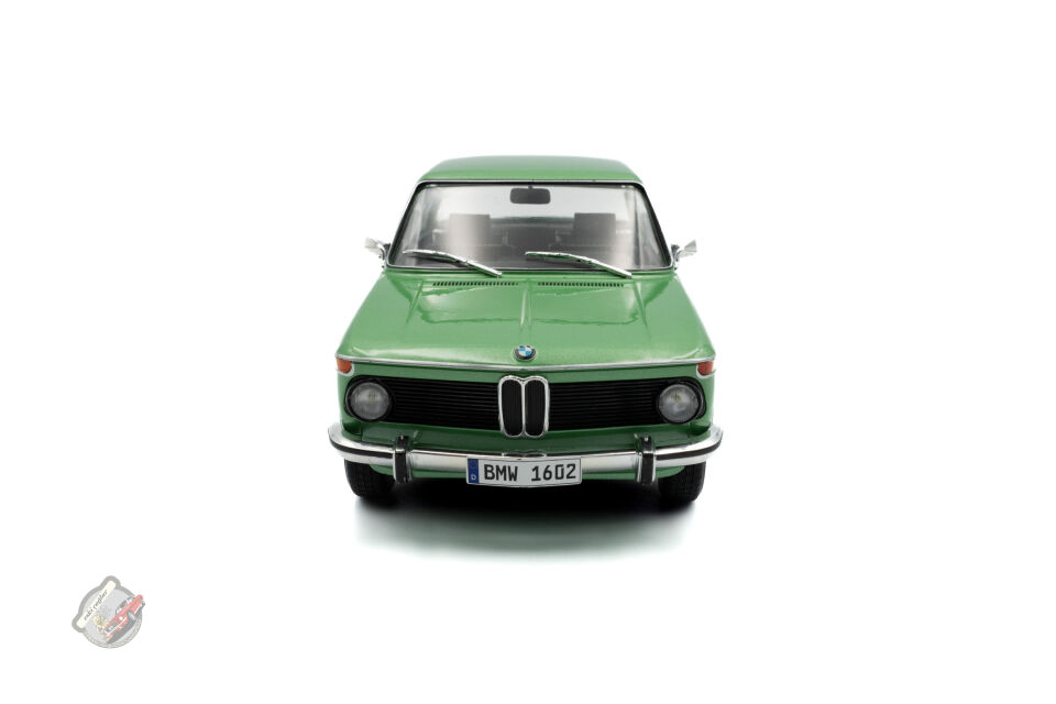 1:18 Solido BMW 1602 Taiga 1971 Green