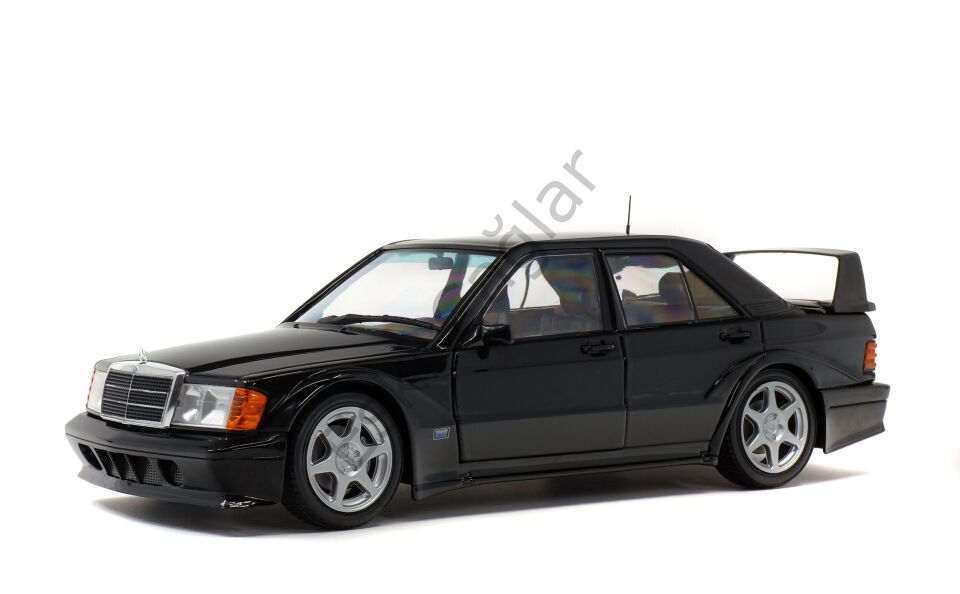 1:18 Solido Mercedes Benz 190 EVO II (W201) Black 1990