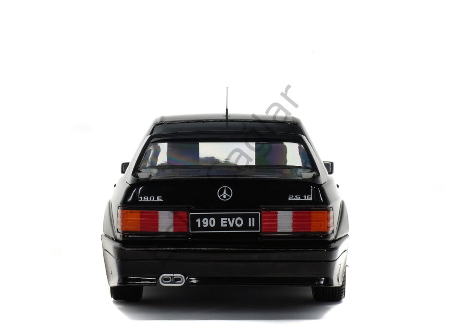 1:18 Solido Mercedes Benz 190 EVO II (W201) Black 1990