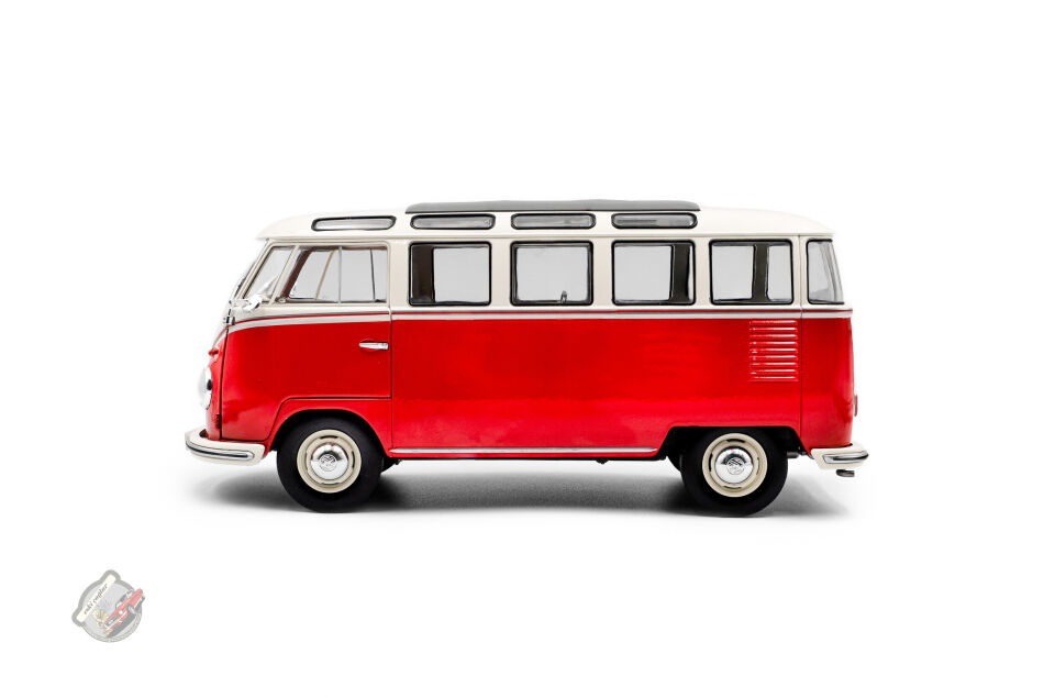 1:18 Solido Volkswagen T1 Samba Red / White 1962