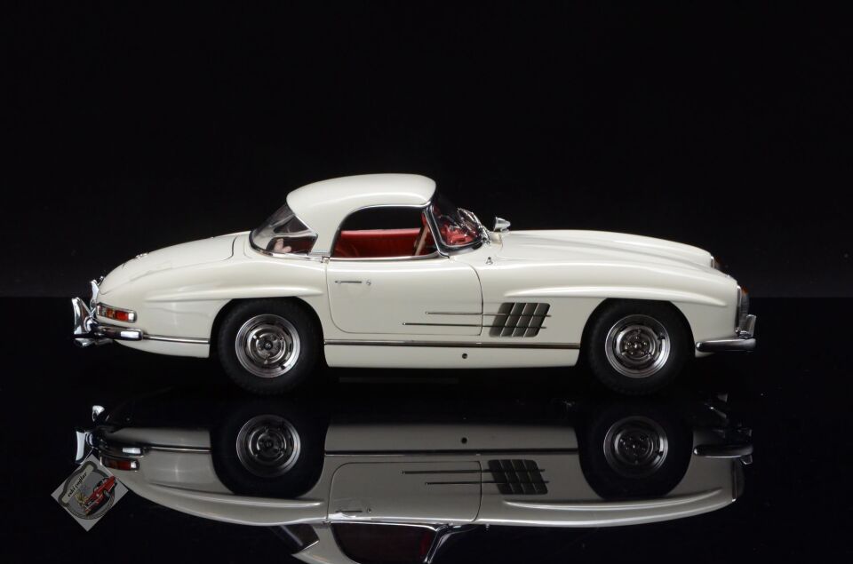1:18 CMC Mercedes-Benz 300 SL, W198 HArdtop White Limited Edition