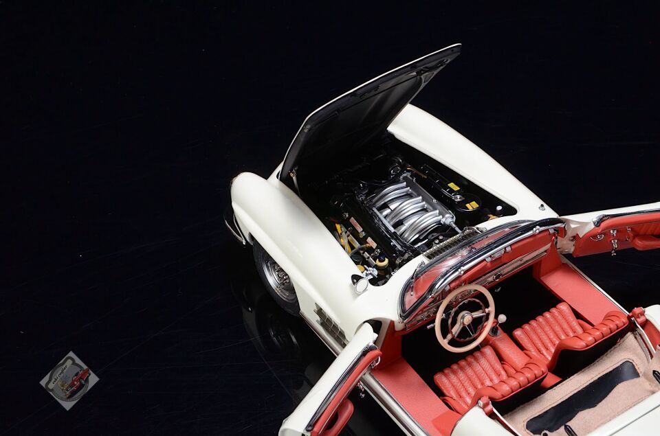 1:18 CMC Mercedes-Benz 300 SL, W198 HArdtop White Limited Edition