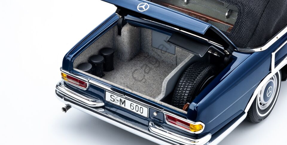 1:18 CMC Mercedes-Benz 600 Pullman (W100) Landaulet