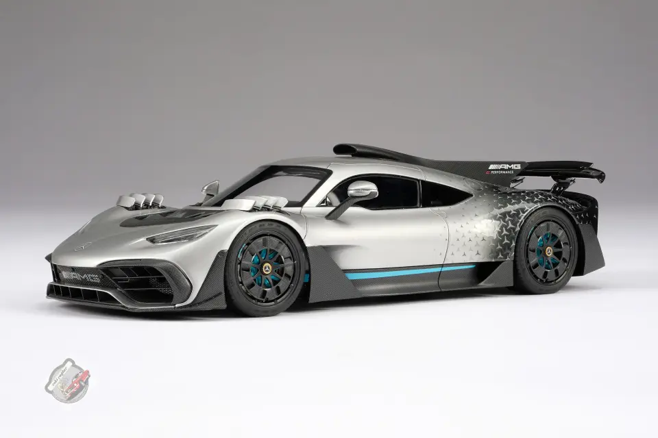 1:18 Amalgam Mercedes-AMG ONE