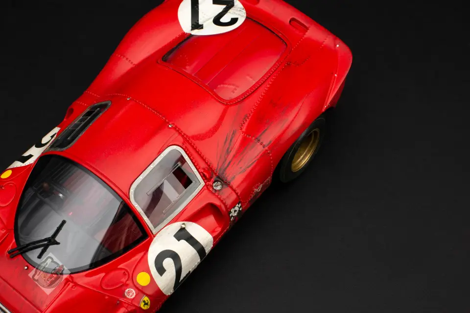 1:18 Amalgam Ferrari 330 P4 - 1967 Le Mans - Second Place - Race Weathered