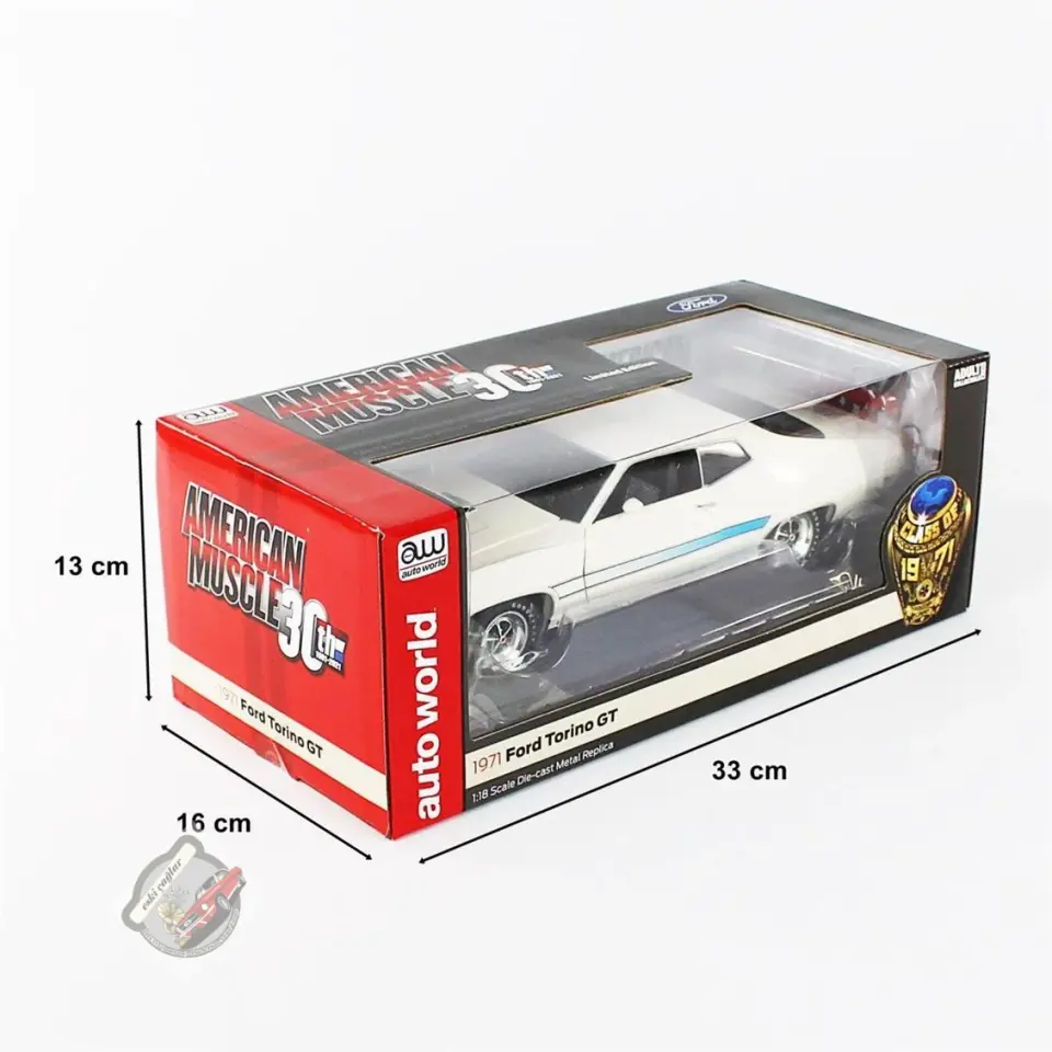 1:18 AutoWorld 1971 Ford Torino (Class of 1971)  Wimbleton White