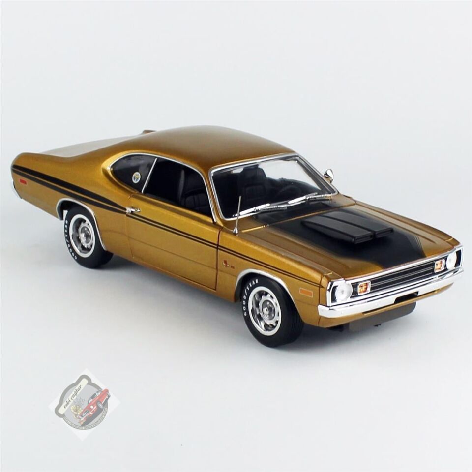 1:18 AutoWorld 1972 Dodge Demon GSS (Mr. Norms) GY8 Gold Metallic