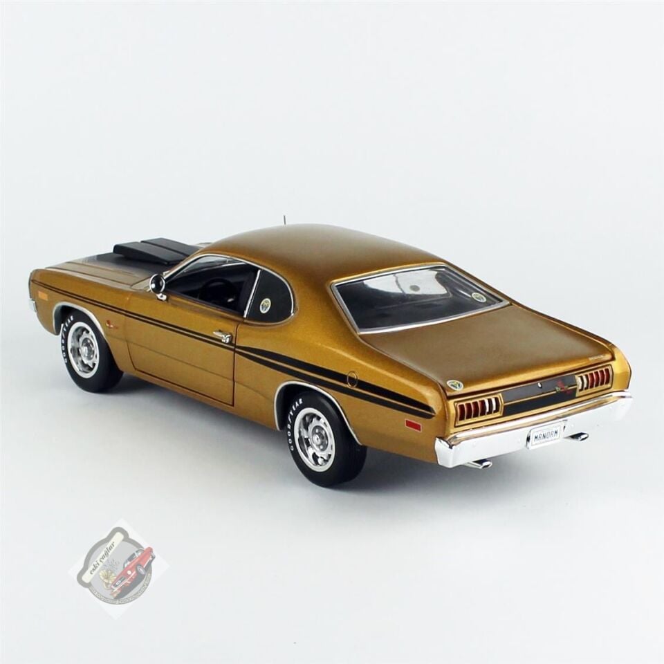 1:18 AutoWorld 1972 Dodge Demon GSS (Mr. Norms) GY8 Gold Metallic