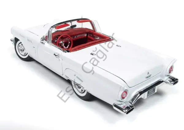 1:18 AutoWorld 1957 Ford Thunderbird Holdiay Muscle