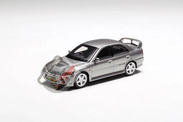 1:64 Motorhelix Mitsubishi Lancer Evolution IV 4 Steel Silver