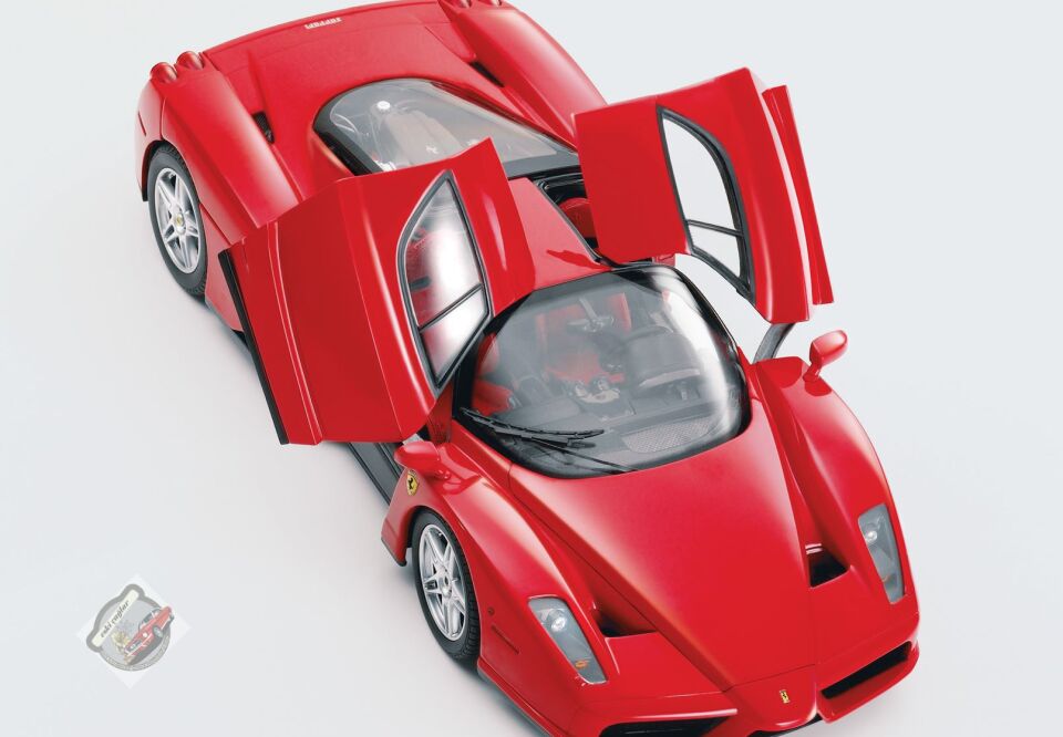 1:18  BBR MODEL Ferrari Enzo Rosso Corsa 2005 Special Wheels