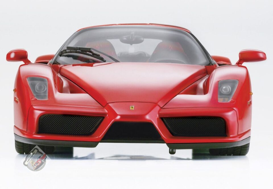 1:18  BBR MODEL Ferrari Enzo Rosso Corsa 2005 Special Wheels