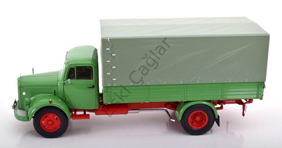 1:18 Schuco Mercedes Benz L3500Truck Telonato 1950 Green