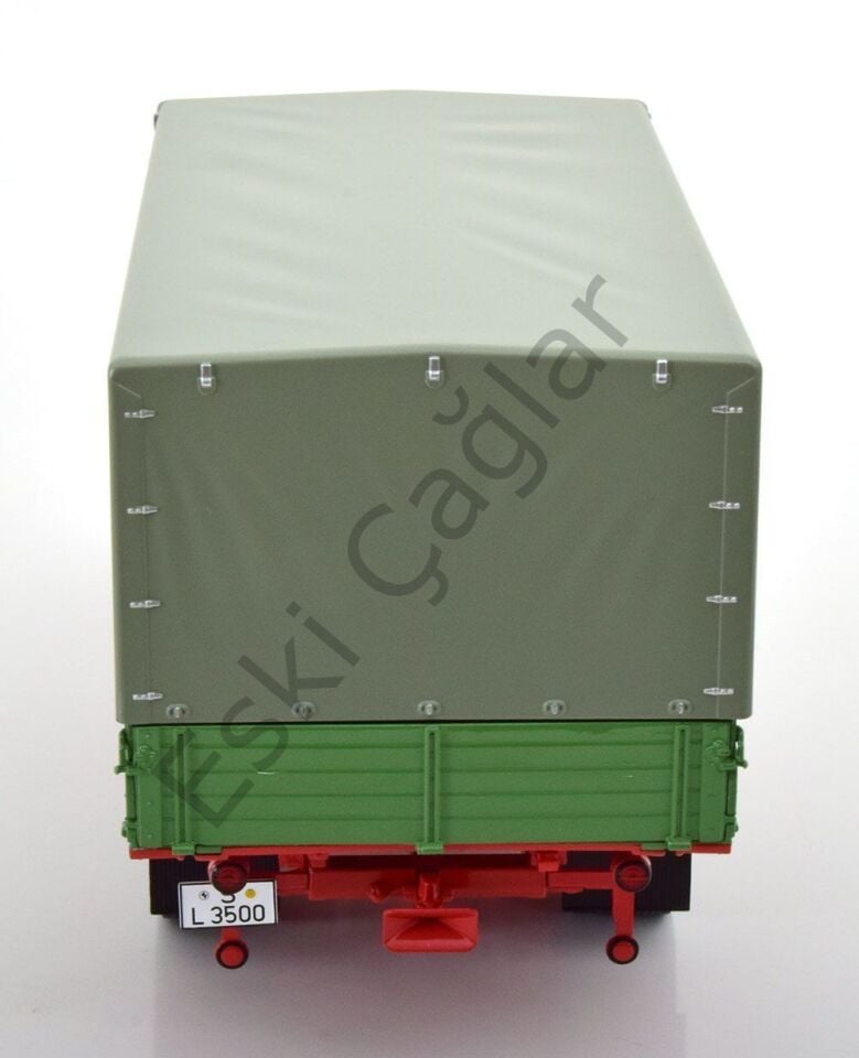 1:18 Schuco Mercedes Benz L3500Truck Telonato 1950 Green