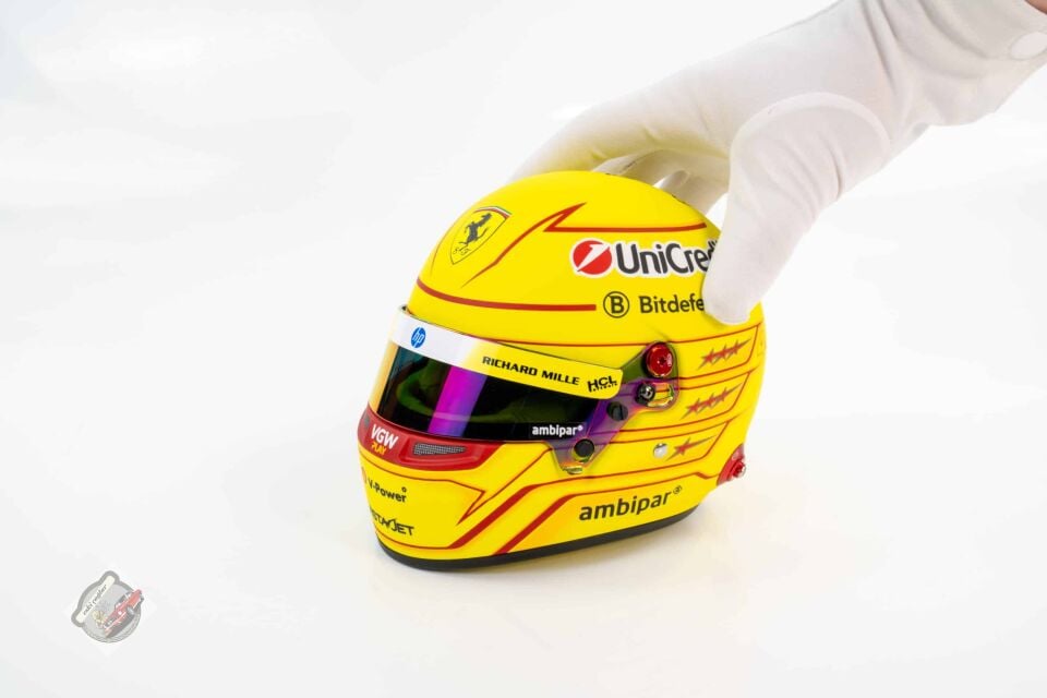 1:2 Lewis Hamilton Team Ferrari F1 2025 Season HP N 44 Kask