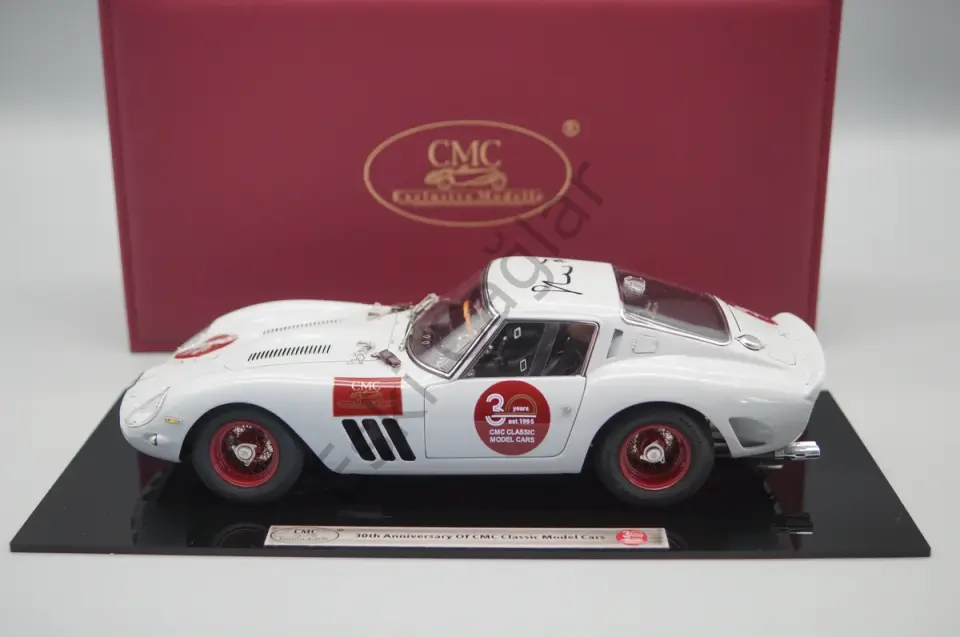 1:18 CMC Ferrari 250 GTO Anniversary Model 30 Years of CMC