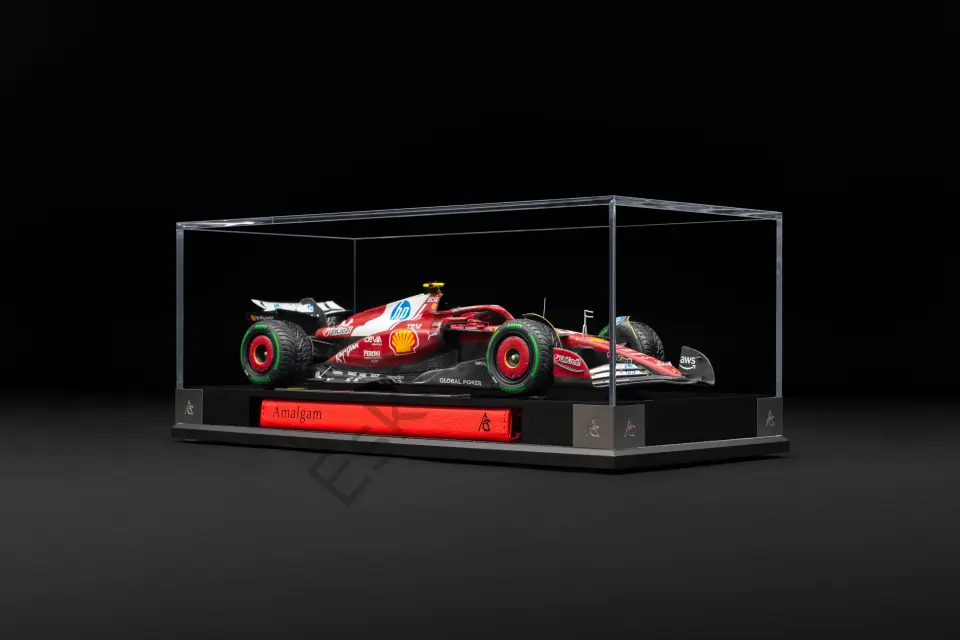 1:18 Amalgam Ferrari SF-25 Avustralya Grand Prix Lewis Dirty Version