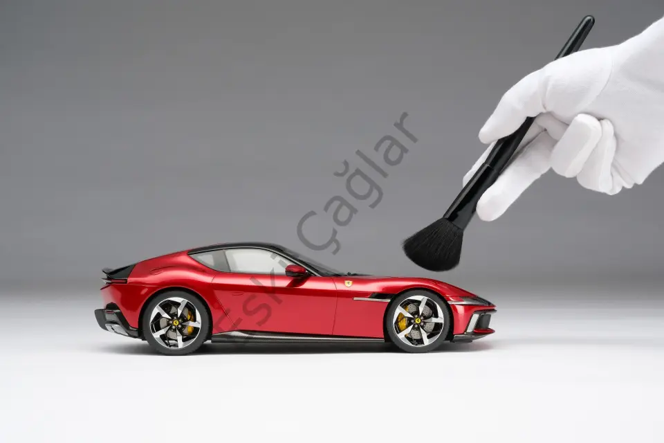 1:18 Amalgam Ferrari 12Cilindri (2024) Rossa İmola