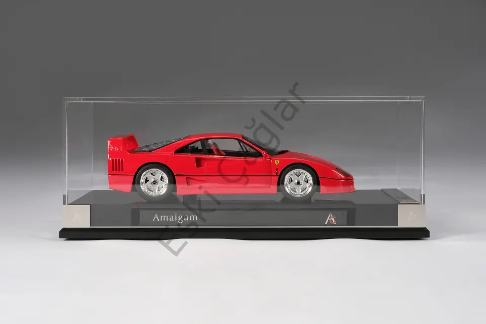 1:18 Amalgam Ferrari F40 - Rosso Corsa (ÖN SİPARİŞ)