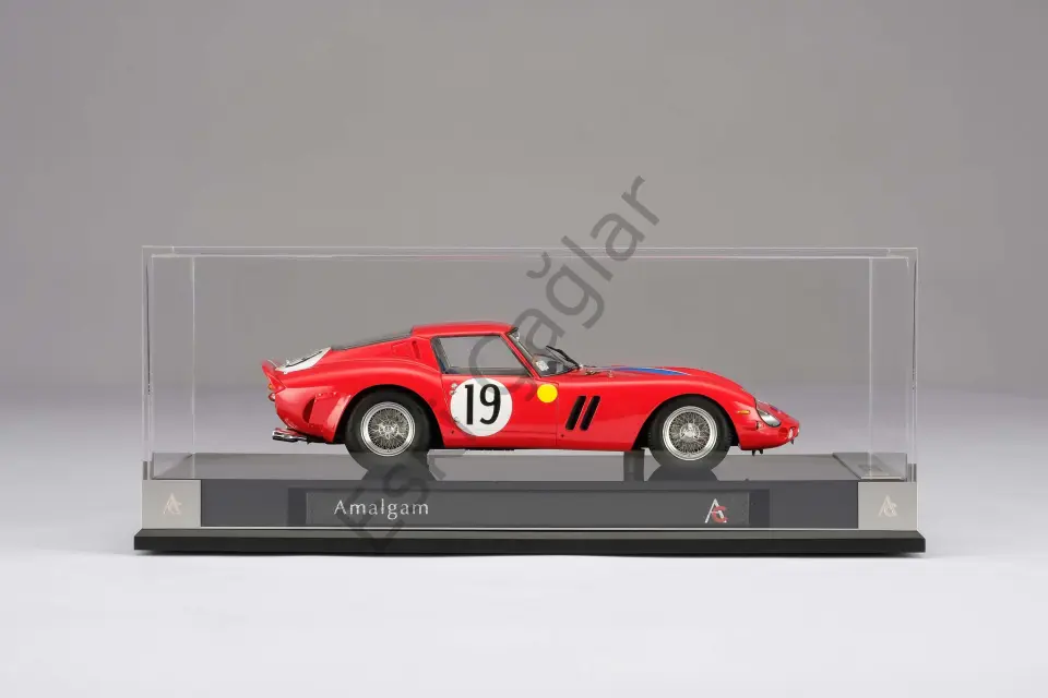 1:18 Amalgam Ferrari 250 GTO - 3705GT - 1962 Le Mans Winner