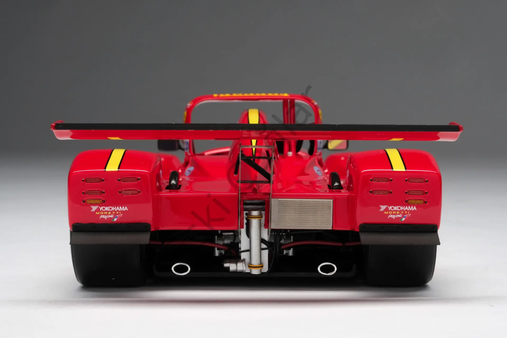 1:18 Amalgam Ferrari 333 SP 24h LE MANS 1997 #3 - MORETTI/THEYS/PAPIS (Ön Sipariş)