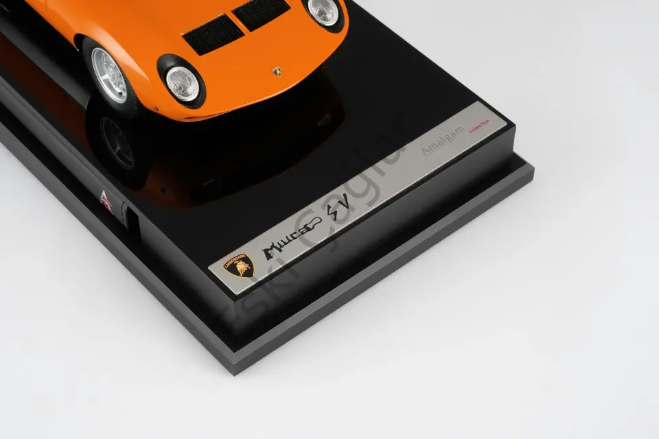 1:18 Amalgam Lamborghini Miura P400 SV Orange (Ön Siapriş)