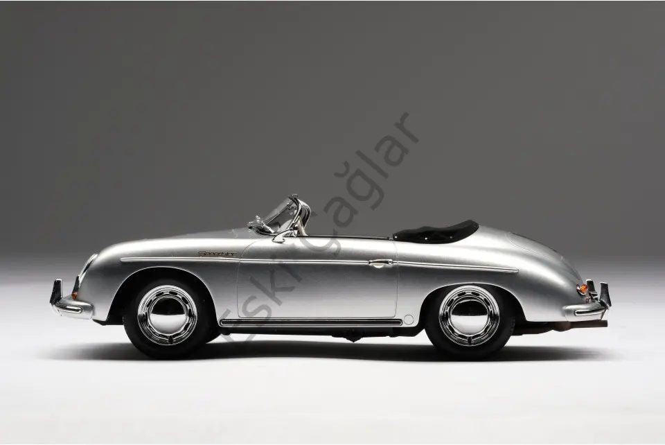 1:18 Amalgam Porsche 356 A Speedster Silver (Ön Sipariş)