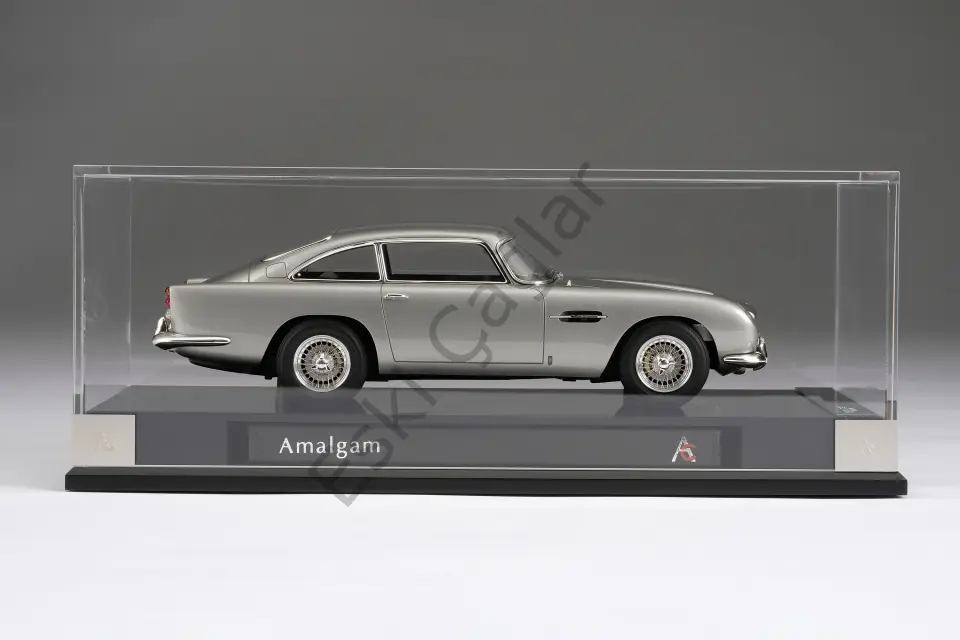 1:18 Amalgam  Aston Martin DB5 Vantage Silver (Ön Sipariş)