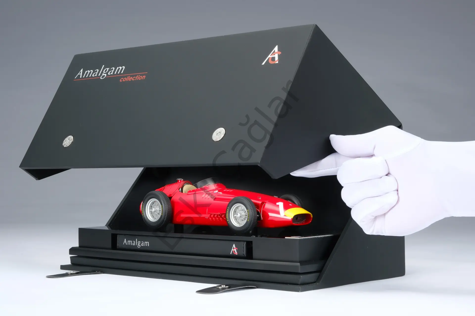 1:18 Amalgam Maserati 250F - GP Germany 1957 - Juan Manuel Fangio (Ön Sipariş)