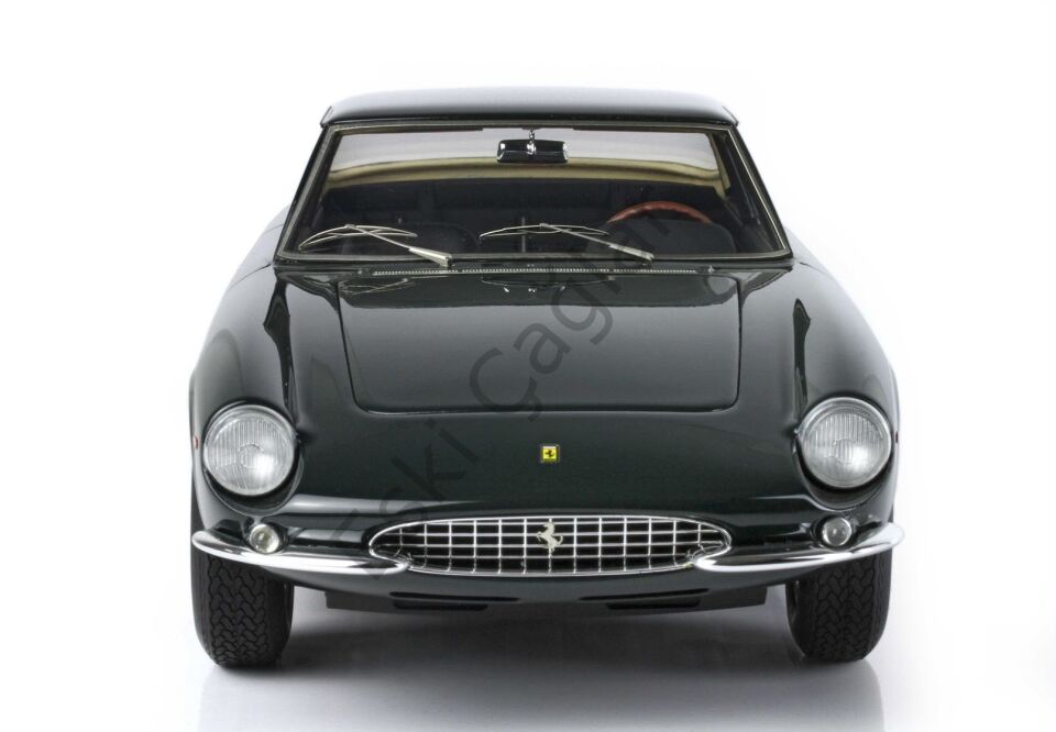 1:18 BBR Models Ferrari 500 Superfast 1965 Seri II Verde Scuro 108 Limits
