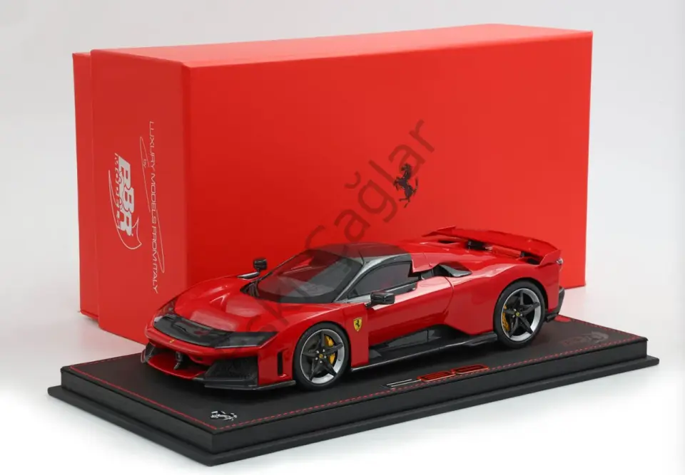 1:18 BBR Models Ferrari F80 Optional Carbon Rosso Corsa Red with Carbon Silver Wheels 400 Limits (Ön Sipariş)