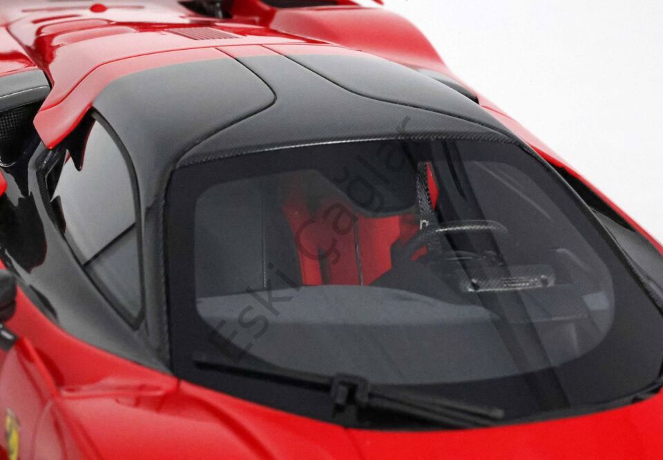 1:18 BBR Models Ferrari F80 Optional Carbon Rosso Corsa Red with Carbon Silver Wheels 400 Limits
