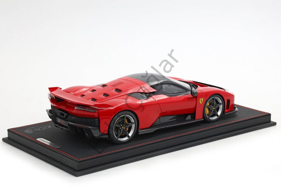 1:18 BBR Models Ferrari F80 Optional Carbon Rosso Corsa Red with Carbon Silver Wheels 400 Limits