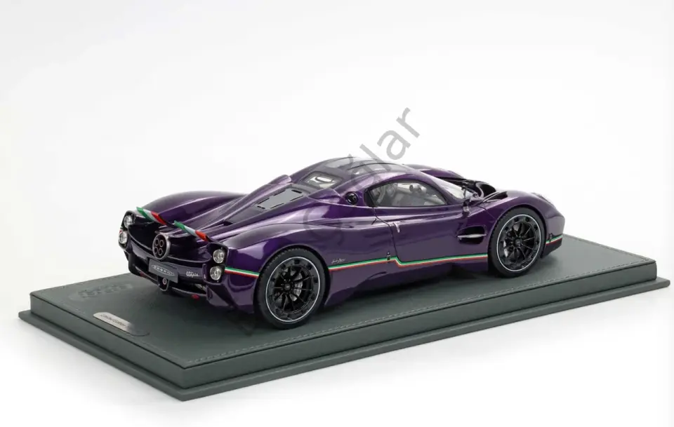 1:18 BBR Models  Pagani Utopia Coupe Purple Hong Kong with Italian Flag (Ön Sipariş)