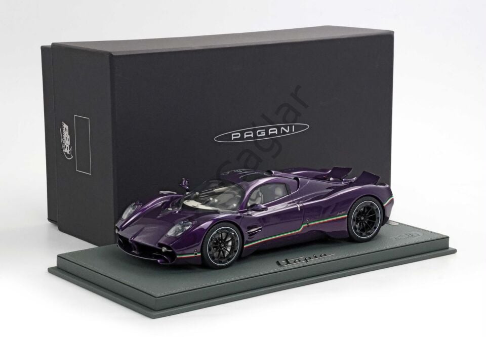 1:18 BBR Models  Pagani Utopia Coupe Purple Hong Kong with Italian Flag